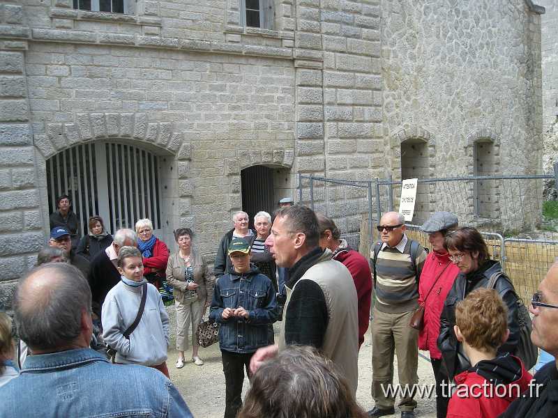 2011_CVAAM_35ans_4_Chateau_de_joux (4).JPG - 35 Ans du CVAAM, sortie dans le Doubs et le Jura, du 26 Avril au 1er Mai 2011, le chateau de Joux